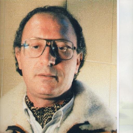 Giornalista freelance, autore romanzi. Collaboratore di http://t.co/Qa65Ms8eOa