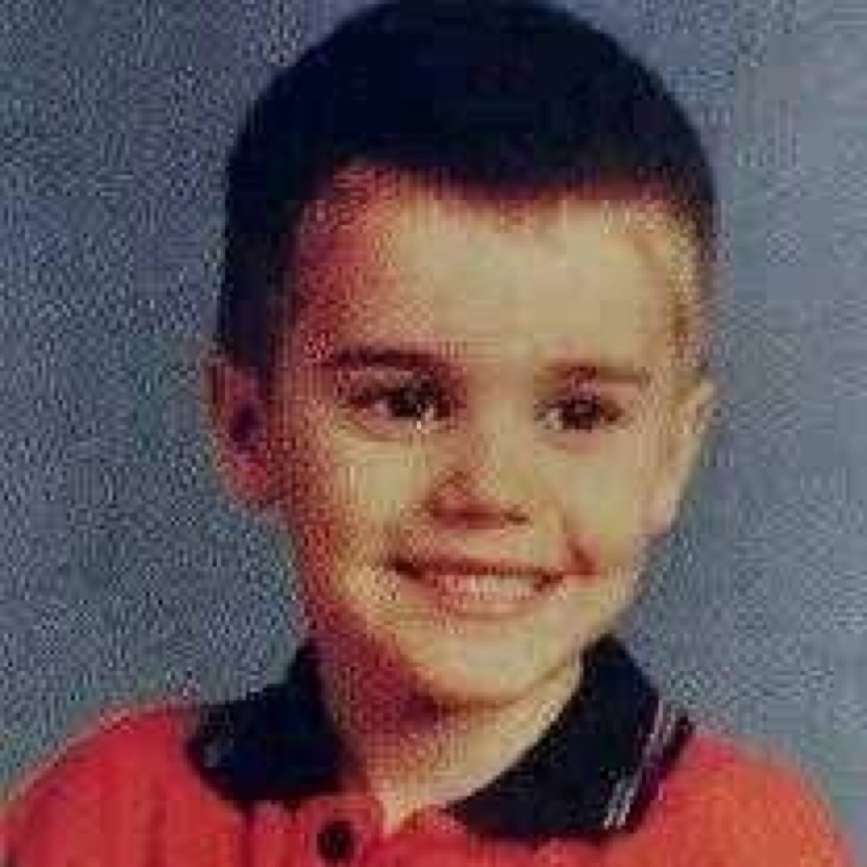 je suis Belieber depuis 6ans je flache sur @Justinbieber