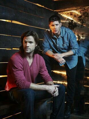 Segue. ? Sigo de volta ..  Supernatural