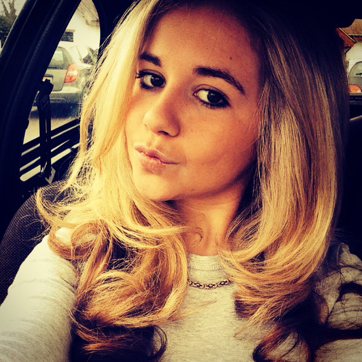 becky_coomber Profile Picture