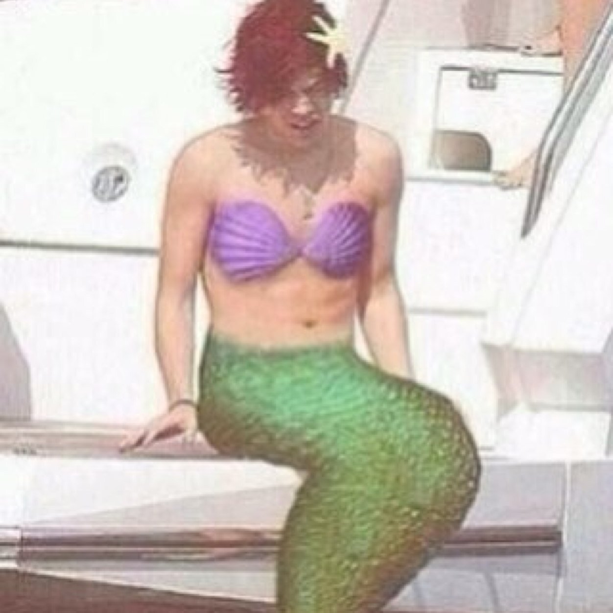 hey cutie, if you dont already, can you please follow @11inchwonder & @MISSIONARRYx
