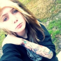 CanIPierceYourVeil? (@screamoemo1) 's Twitter Profile