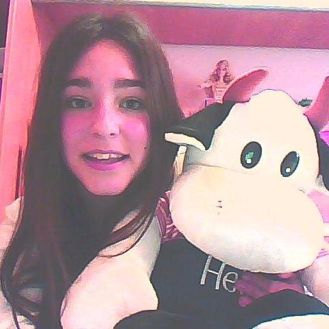 HelenaLpezGomez's profile picture. me encanta la musica y bailar y sobre todo la fiesta jajaja