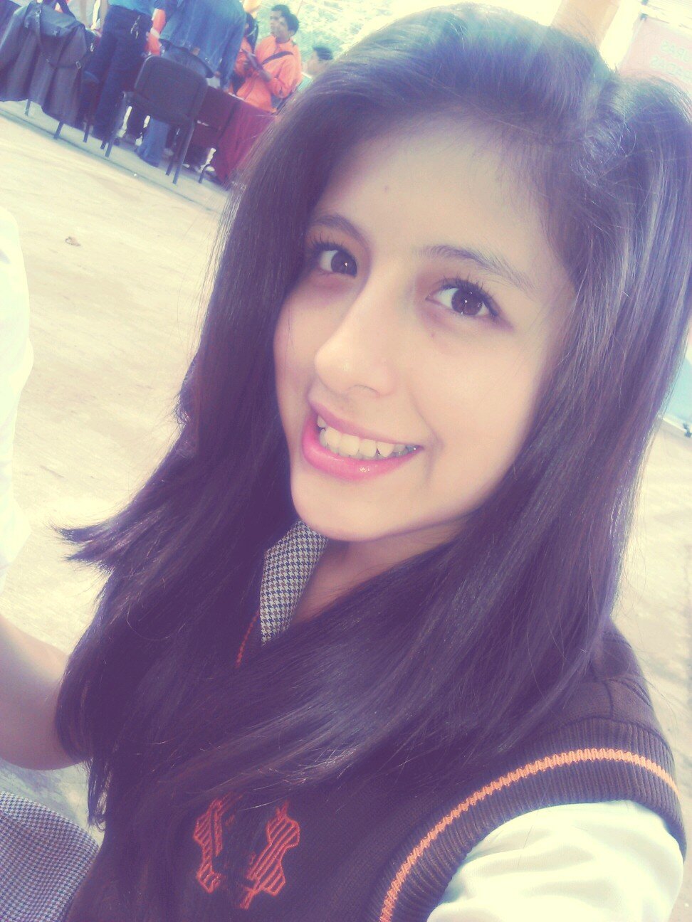 Amo a Fernando valencia mucho,mucho∞♥ Es el amor de mi vida,y muy pronto haremos dos años*-*.