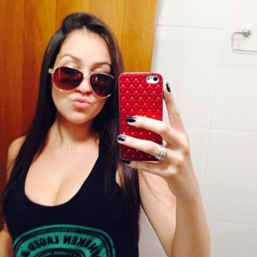 Daniela Santana, Canceriana, Amigos, Família !