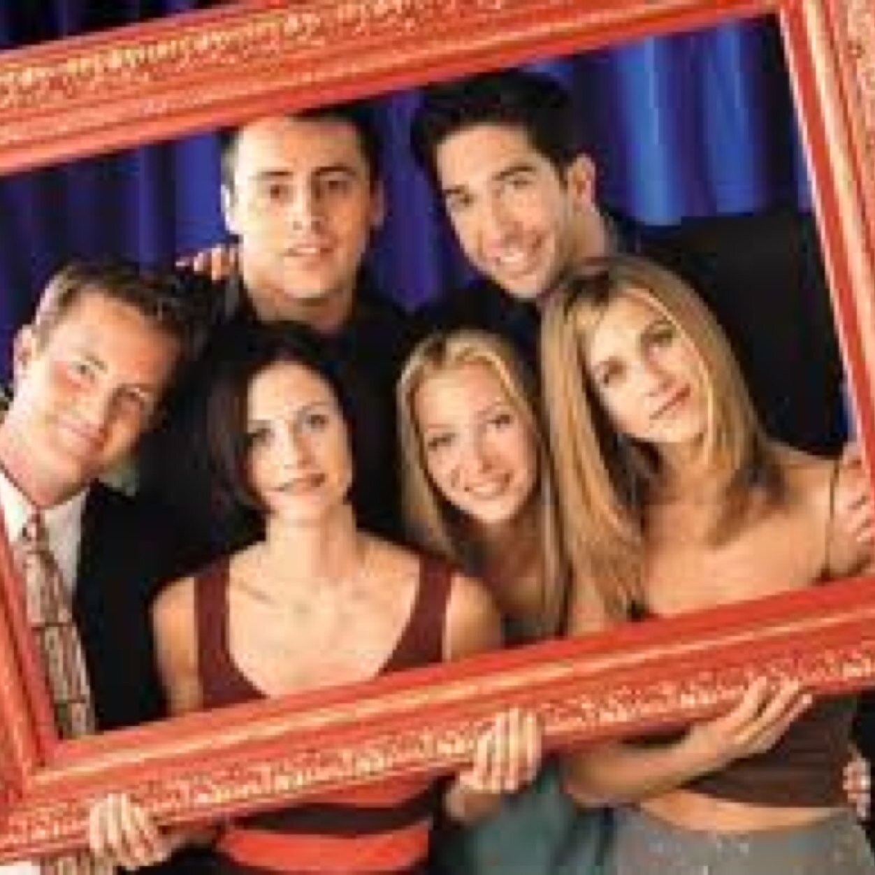 Follow if you're a FRIENDS Fan! Tweeting about the 10 years of our favorite sitcom, reminding you of the good times and rekindling the comedy!❤️✌️