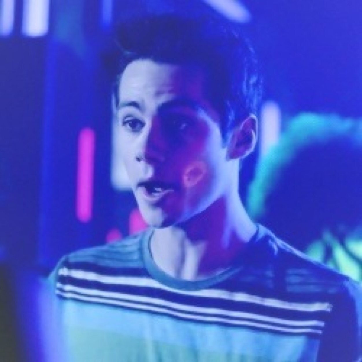 dyIanostiles's profile picture. yeah, i can't sleep without my pillow