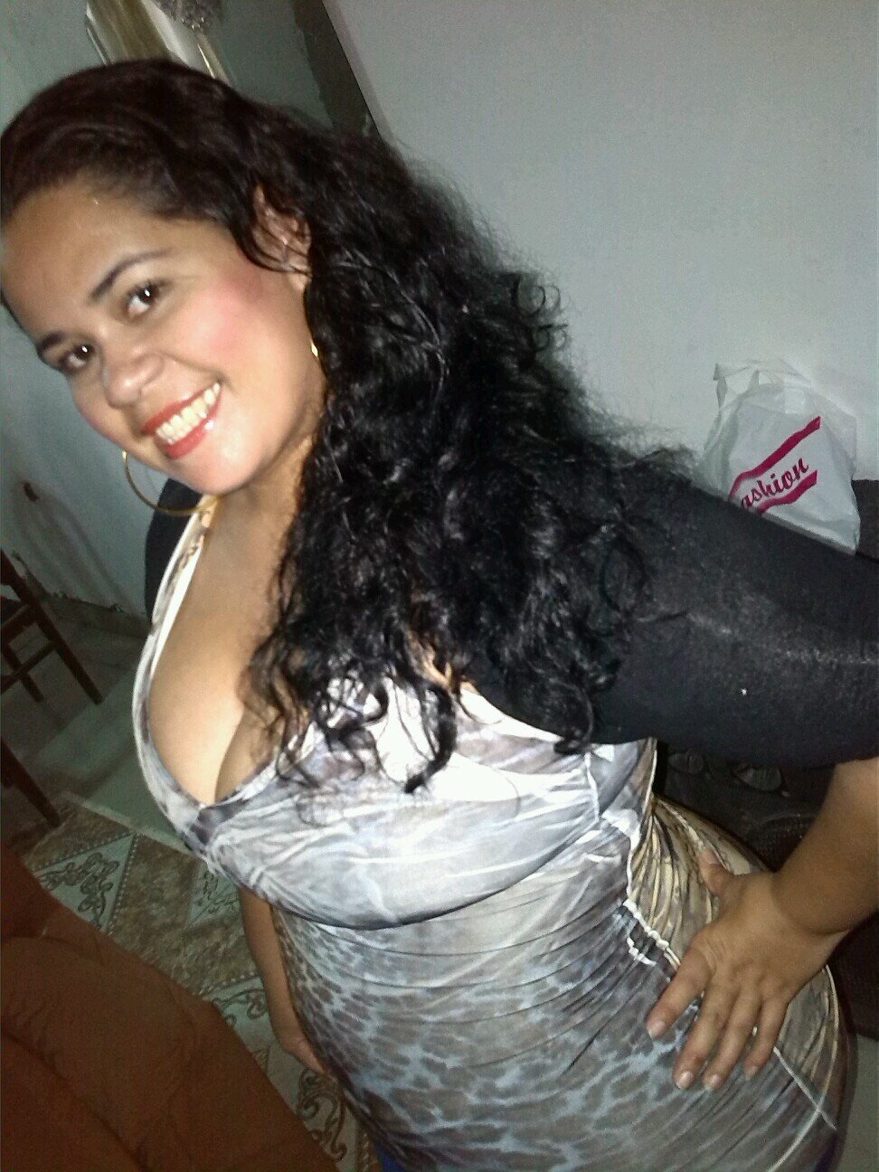 me gusta la musica y la rumba mi BB es 7A2A5DD2