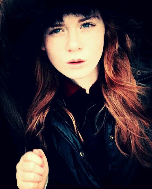 I love music and miley cyrus!!!!