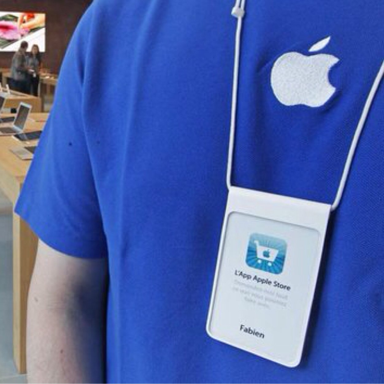 Compte dédié à la maintenance et à l'aide concernant les produits de la marque Apple Réponse simple claire et rapide