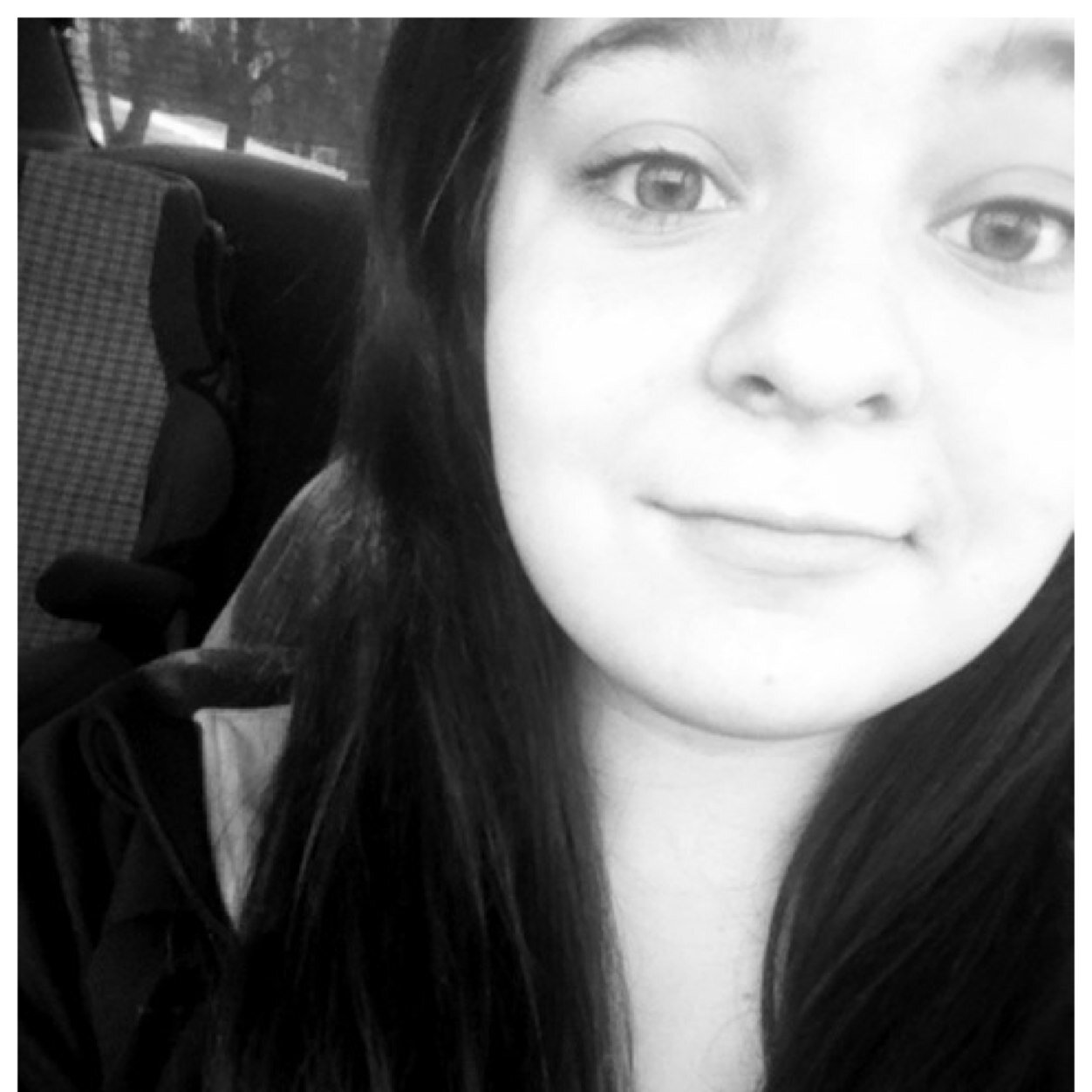 JasmineNowell's profile picture. y'all just a bunch of fake bitches. but that's ightt.♡