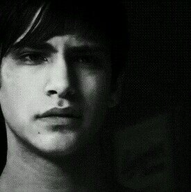 I find it kinda funny, I find it kinda sad; the dreams in which I'm dying are the best I've ever had.《Son of Pluto. 18.