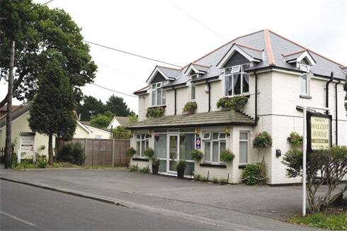 Situated on the edge of the New Forest National Park Walcot House is a family run Guest House graded by Vist Britain with 4 stars and a Silver Award.