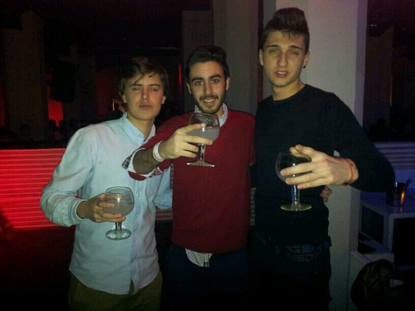 Alvaro15Sanchez's profile picture. Carpe Diem/Il vostro odio ci rende più forti.