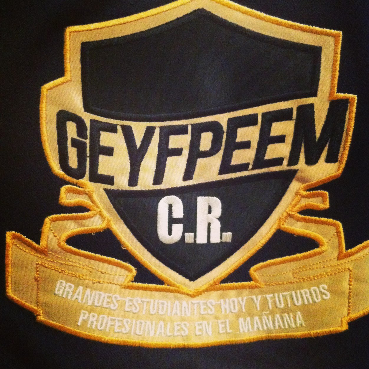 GeyfPeem;; Grandes Estudiantes hoy Y Futuros Profesionales En El Mañana. Nos lanzamos el 28 de Febrero con el tema ; Carnaval en Clock con @Donmigueloreal
