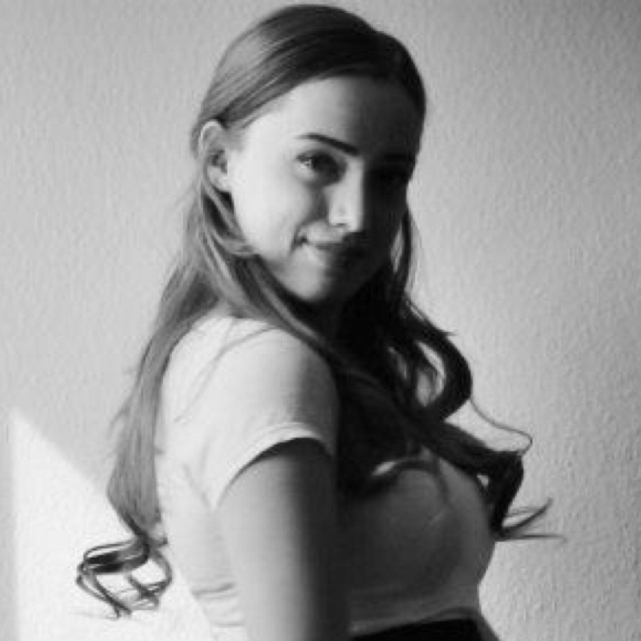 paupaubam's profile picture. 