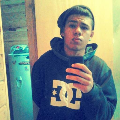 QUEM MT ME CRITICA NO FUNDO ME AMA