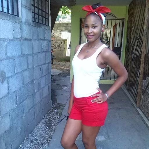 una_flakah's profile picture. 'υиα єи υи мιℓℓσи' fяєккα 4 ℓιkє [31-12-13^] Bff? #wendy-[єи вσ¢α ∂'мυ¢нαѕ] ℓαℓαℓα*,*Paresco Una Barbie Pero S0i De Carne & HuesO.Dominicana'CoñO