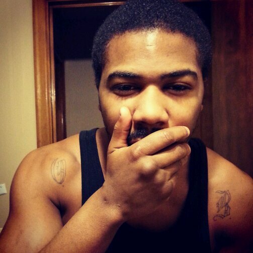 21, I live nd I learn. #TeamLeo. #TeamHeat