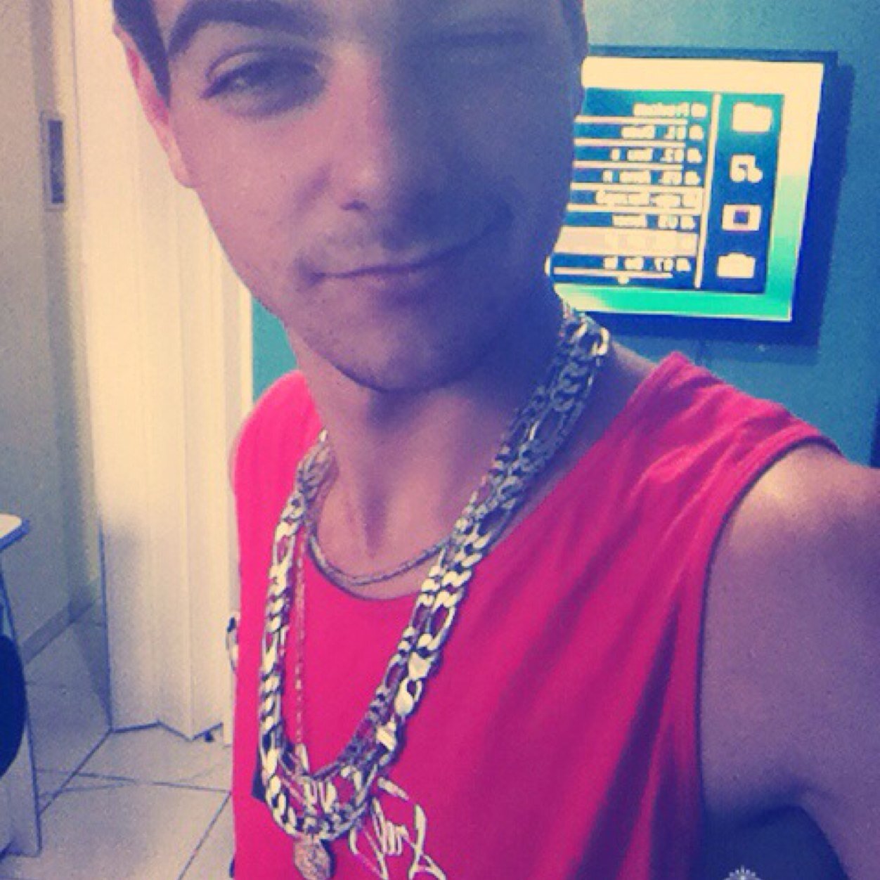Menino de 15 anos, vivendo e aprendendo, Se for dirigir nao beba, mais se for bebe me chama ;