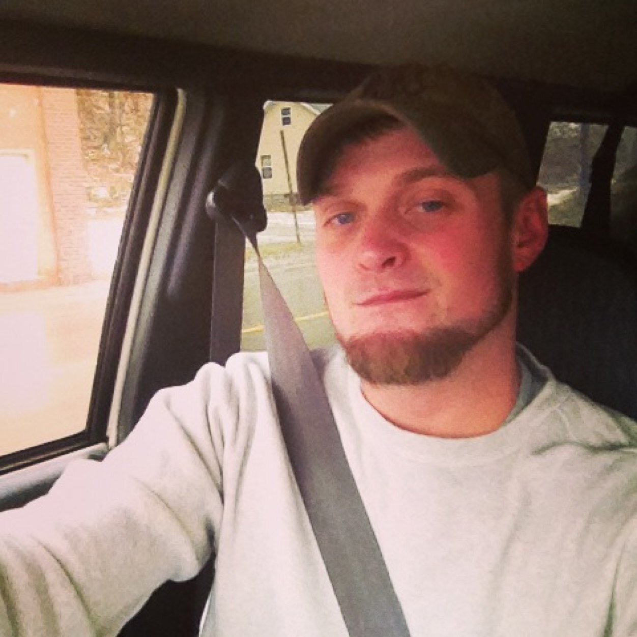 dbo302's profile picture. follow me itll burn when you pee