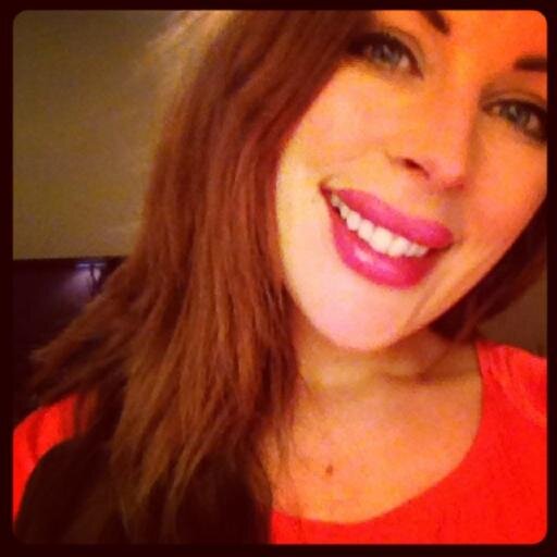 MumsLoveClothes's profile picture. Flattering, practical & chic clothes, style tips and reviews.