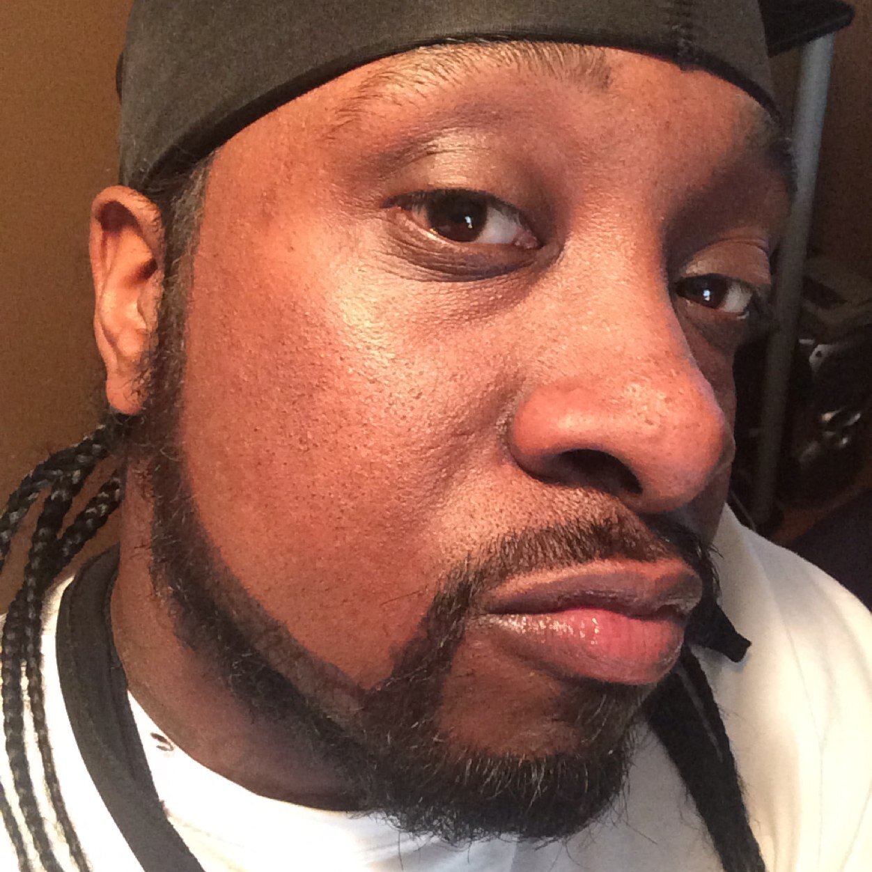 wakie talkie aka.... Fifty..... TommyGunzz, tech phone genius ☝☝☝☝