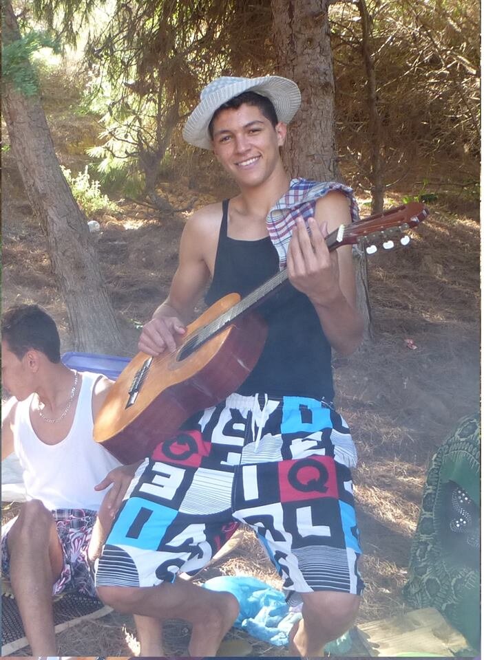 anisbellahcene's profile picture. 