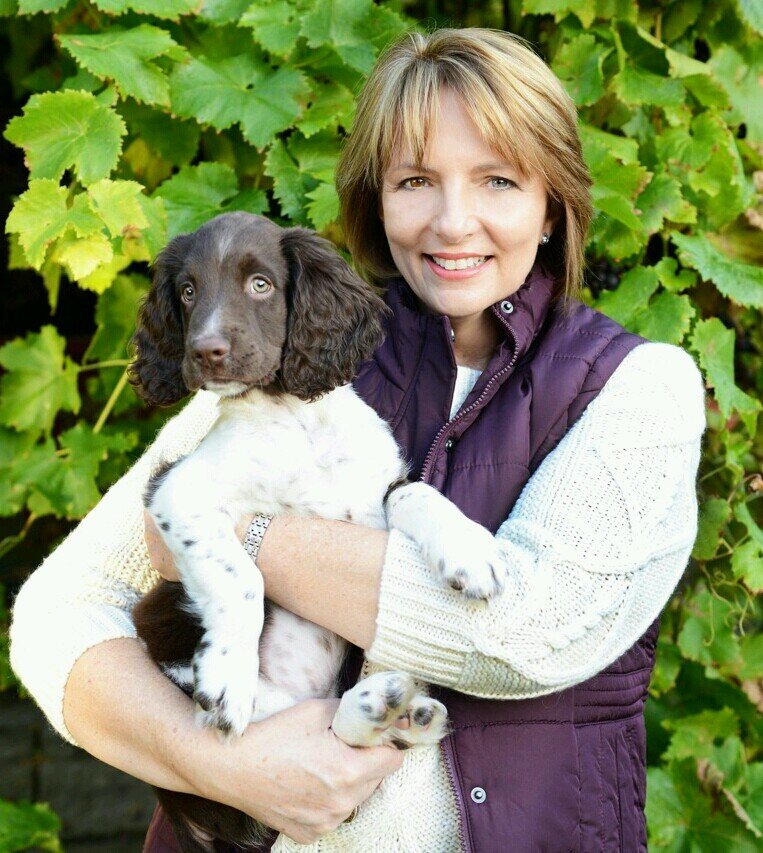 JaneHanshaw's profile picture. Dog trainer based in Yorkshire. Loves coffee, or gin, depending on how the training is going.