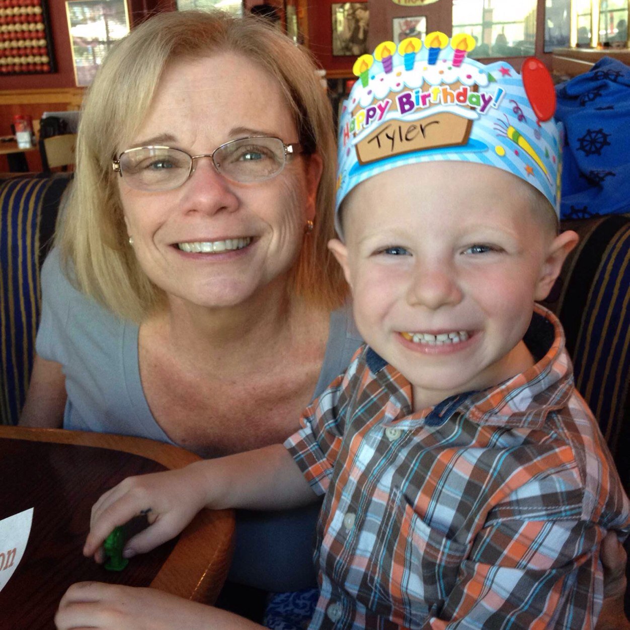 audhealy's profile picture. 