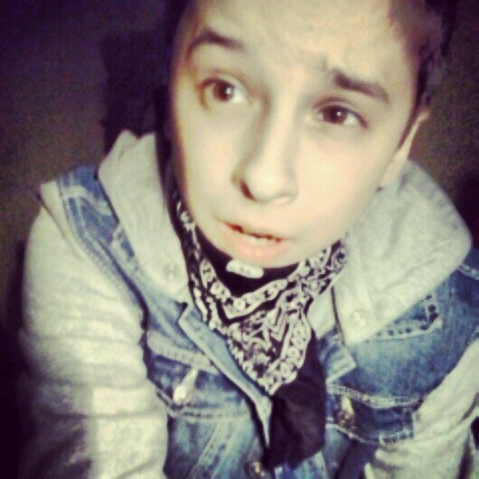 Hi,My Name Is Dorian And I'm From Croatia Small Country In Europe, And I Love And Listening To Justin Bieber And Yeah I'm #boybelieber :D
