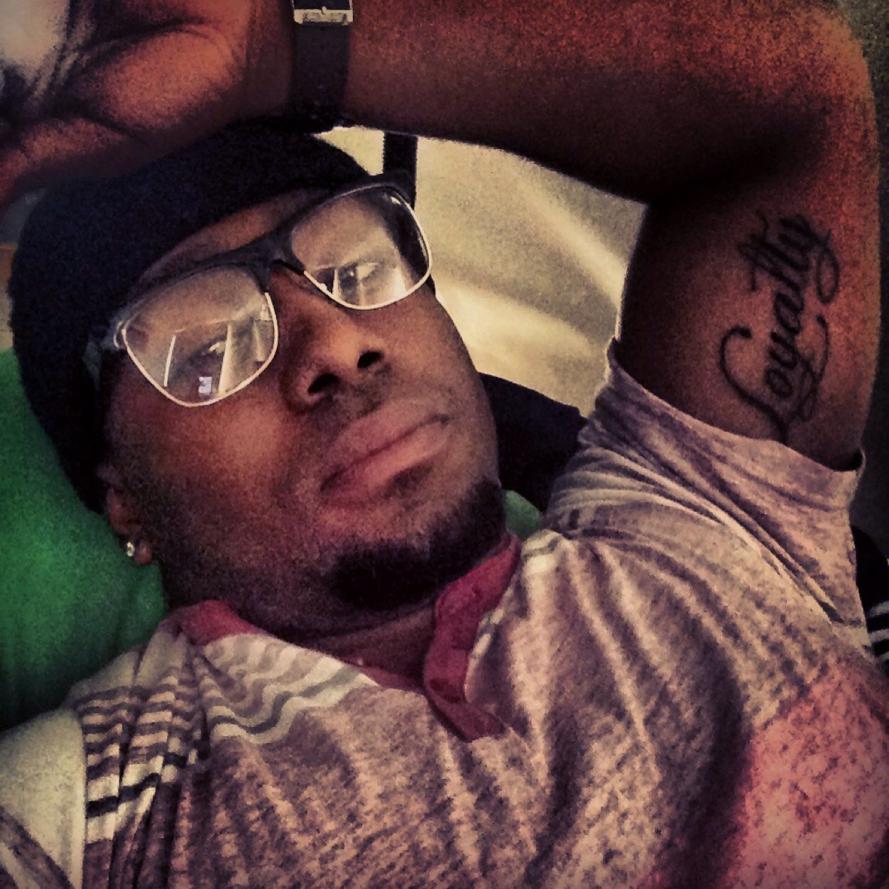 #FOLLOW