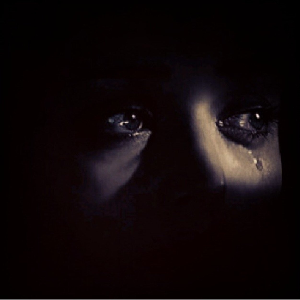 sshh11908's profile picture. 