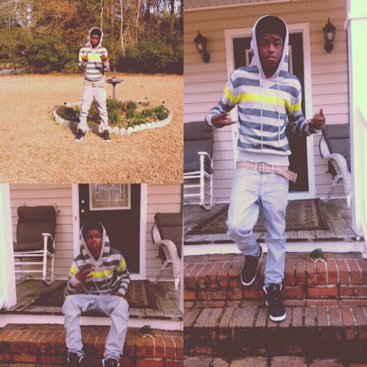 Follow mee on instagram lilveet23 I follow back :)