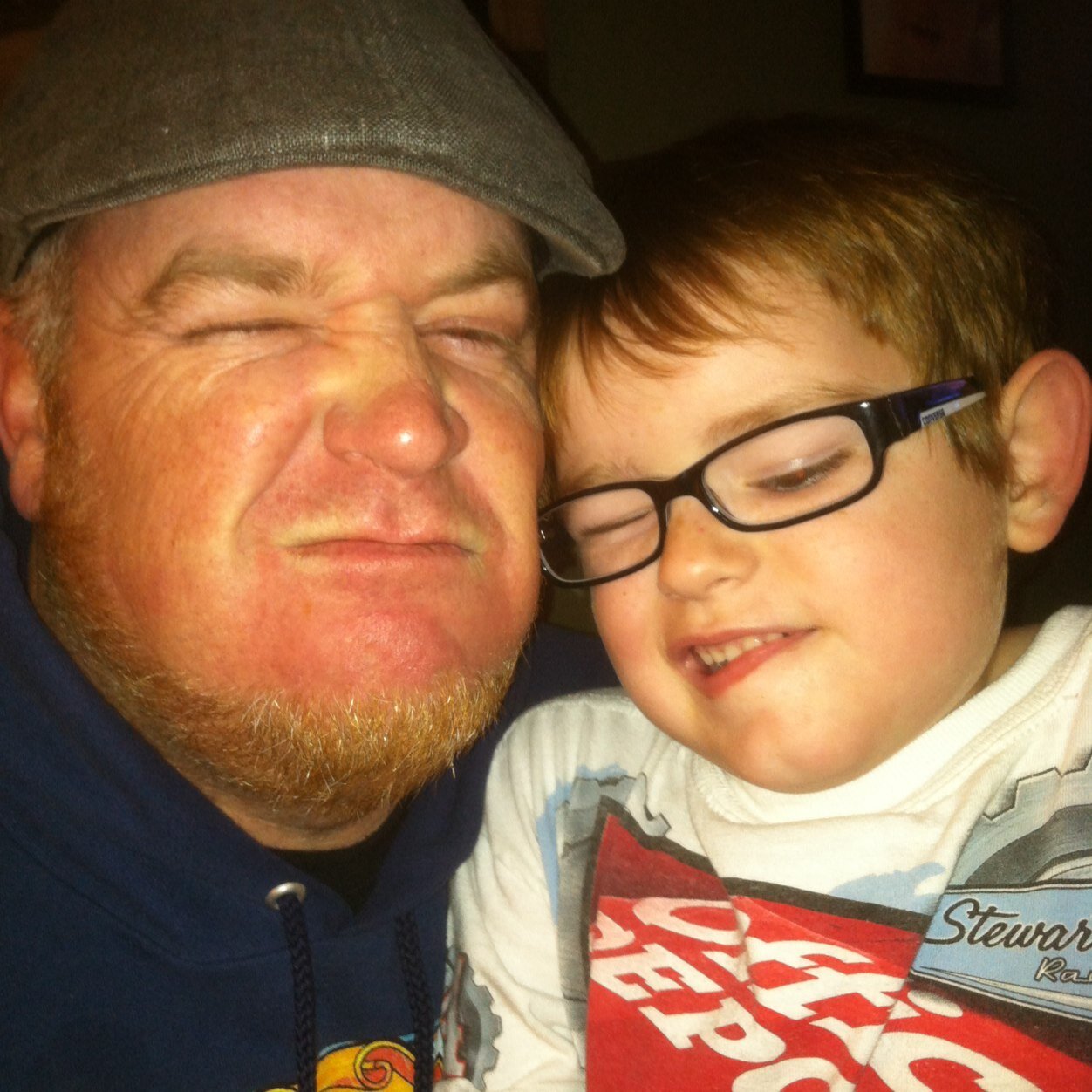 Popsblakeney's profile picture. 