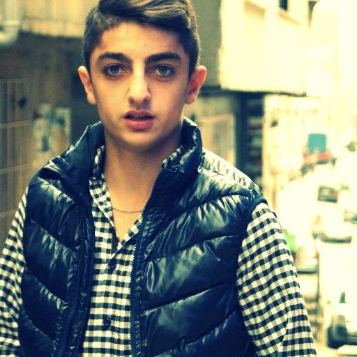 zencimusab's profile picture. İnsanlar arkanızdan konuşuyorsa, onlardan öndesiniz demektir.