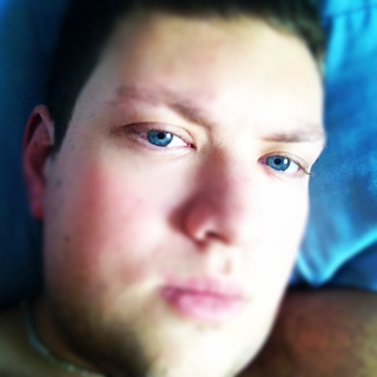 dislexcsicsrule's profile picture. Im just an ordanery man trying to servive with nuthing but love to give