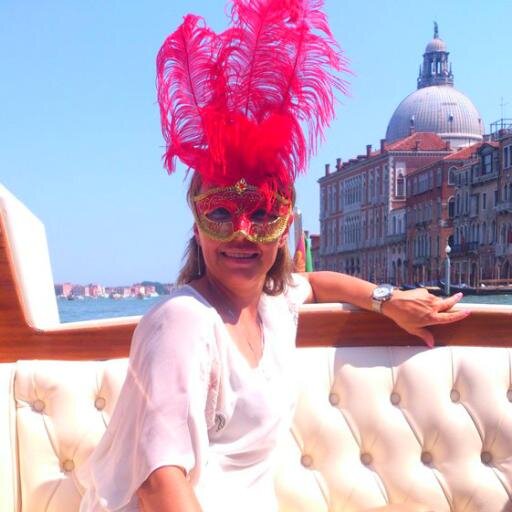 Elena55575's profile picture. 