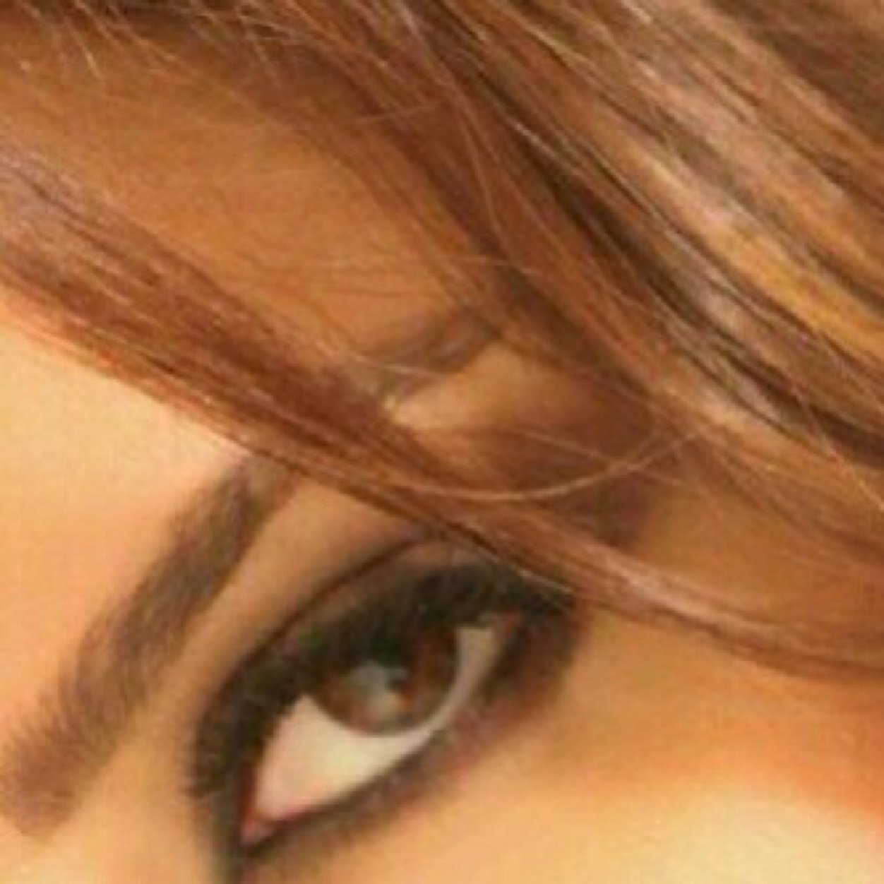 الكلمة اوكسجين تستنشقه الحياه فلا تحرمها حقها في التعبير عن الحياه بداخلك