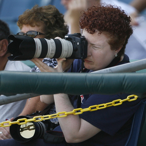 Baseball photographer shooting Red Sox minor leaguers for https://t.co/9IGMWZPmva. She/her. Real job: finder of lost keys.