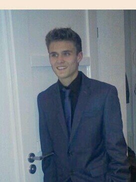 Diffffay's profile picture. GroenWitteKleurenOnsKanNiksGebeuren//EC//AFCA//Snap: daveyjoh//Insta: diffffay