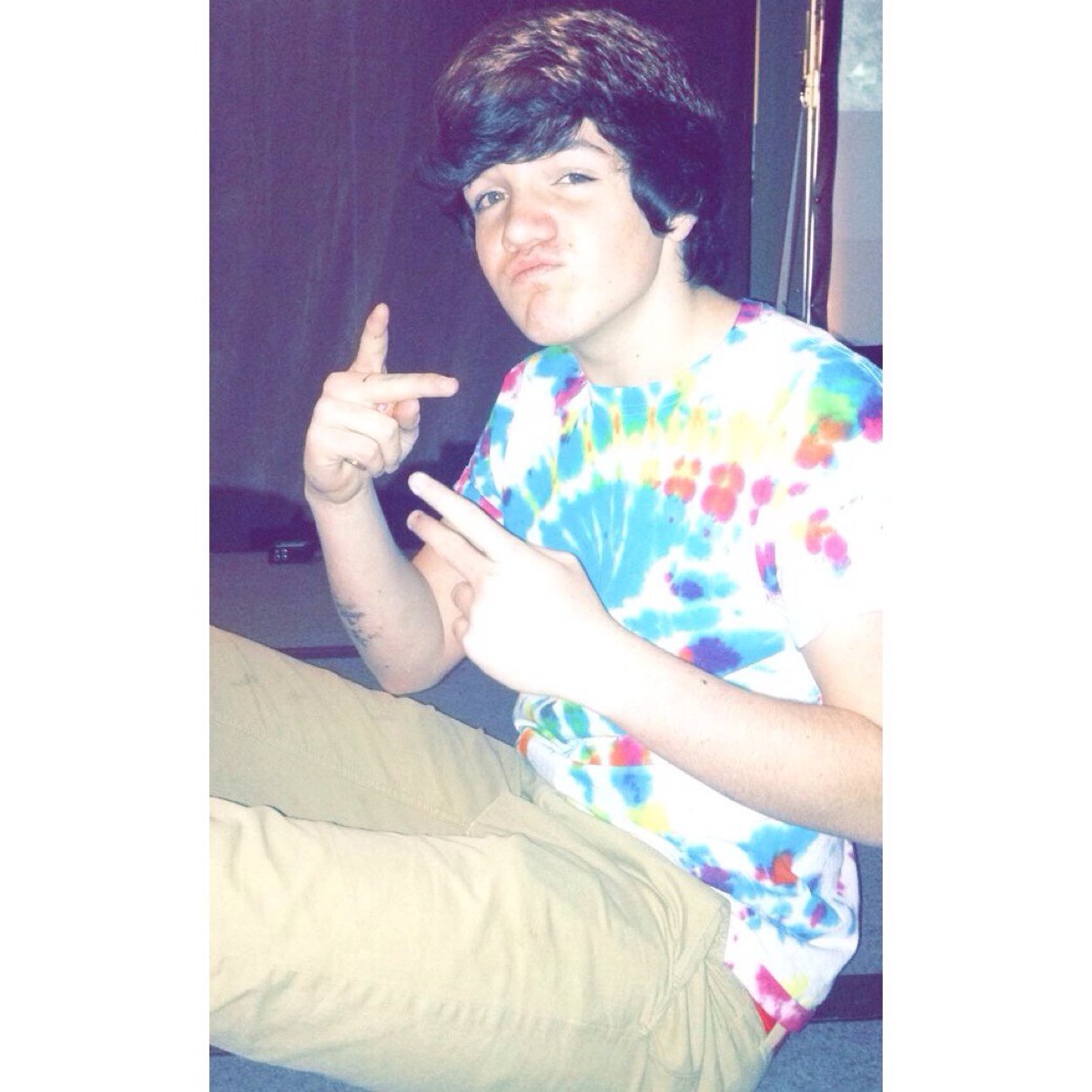 Go follow @NomNomNash or i will unfollow you on this account! She follows back if you ask! She loves magcon, o2l, jb, 1D, 5sos!