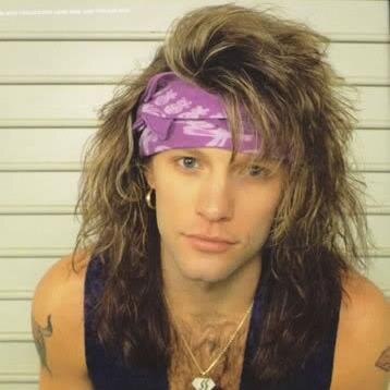 Jersey boy who loves pizza and music. 26 years old. [1987 Roleplay 18+]