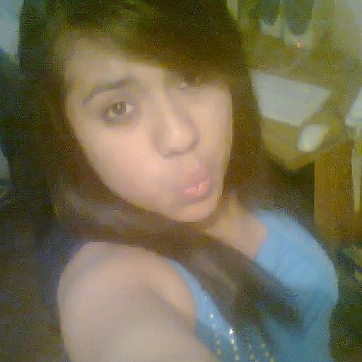 experto en hipocritas hay muchos ,, amigos pocos