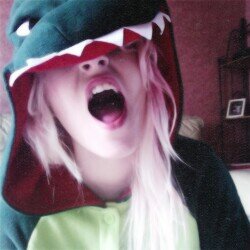 __RandomRol's profile picture. somos un rol asiatico con temática indefinida. muchos personajes disponibles y toda la diversión.     Reglas》http://t.co/e84kKirOaV 《  apartados en dm.