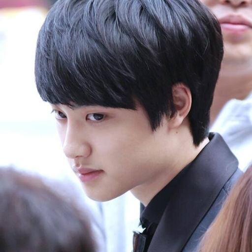 อันยองคร๊าบบผมสุดหล่อแห่งเอ็กโซ ผมคิดว่าผมมีดีกว่าดีที่ทุกคนคิด เตี้ยไม่ล้ำแต่น่า...นะจะบอกให้ หึหึ #WIZEN