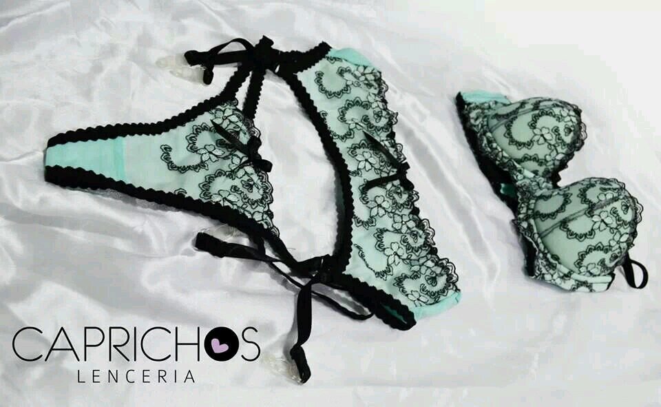 caprichos lenceria