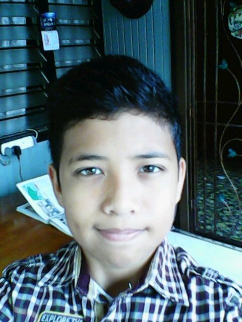 terima kasih sbb singgah di twitter ini. walaupun x, maju x hot tapi, korang sinngah jugak :(....  tapi takpe, yg penting kite enjoy!