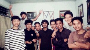 EFTRIANR9's profile picture. Shit Suck Shock Horror!