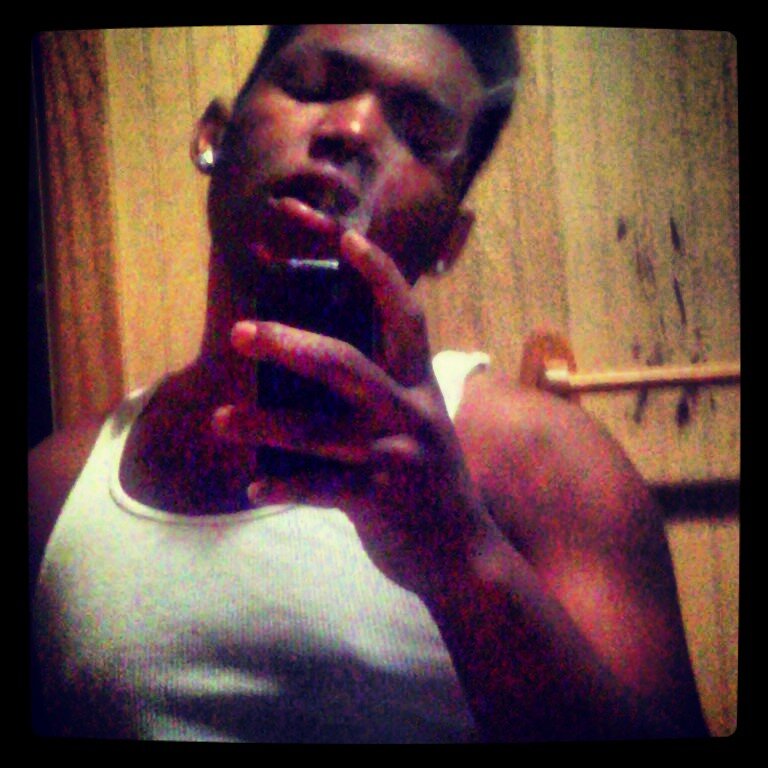Skii life or no liffe#.who are we#.sombody ur not#.shyst life or no life#. Get wit it or get lost#. Get ya wait up#.if u here why not follow#.TEAMFOLLOWBACK